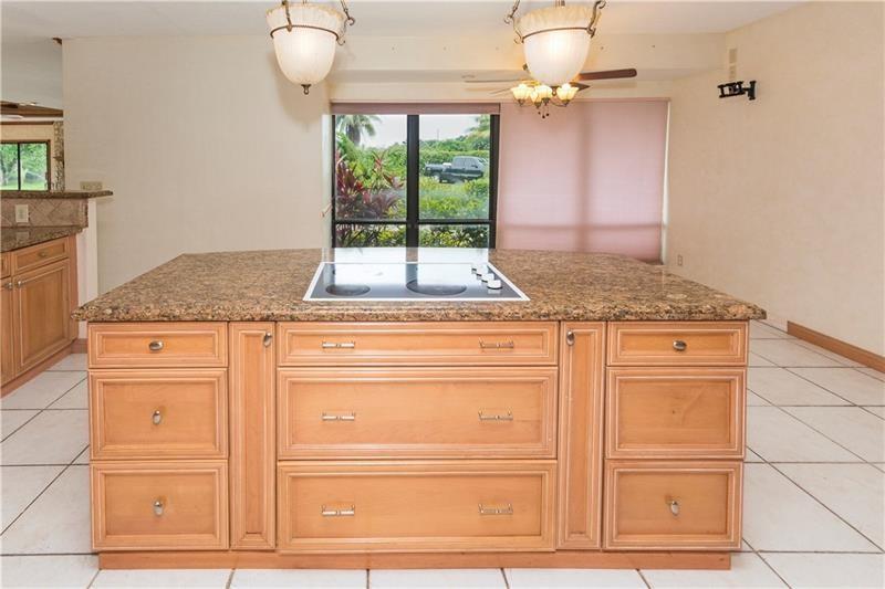 Lexington l of Sherbrooke - Residential Lease