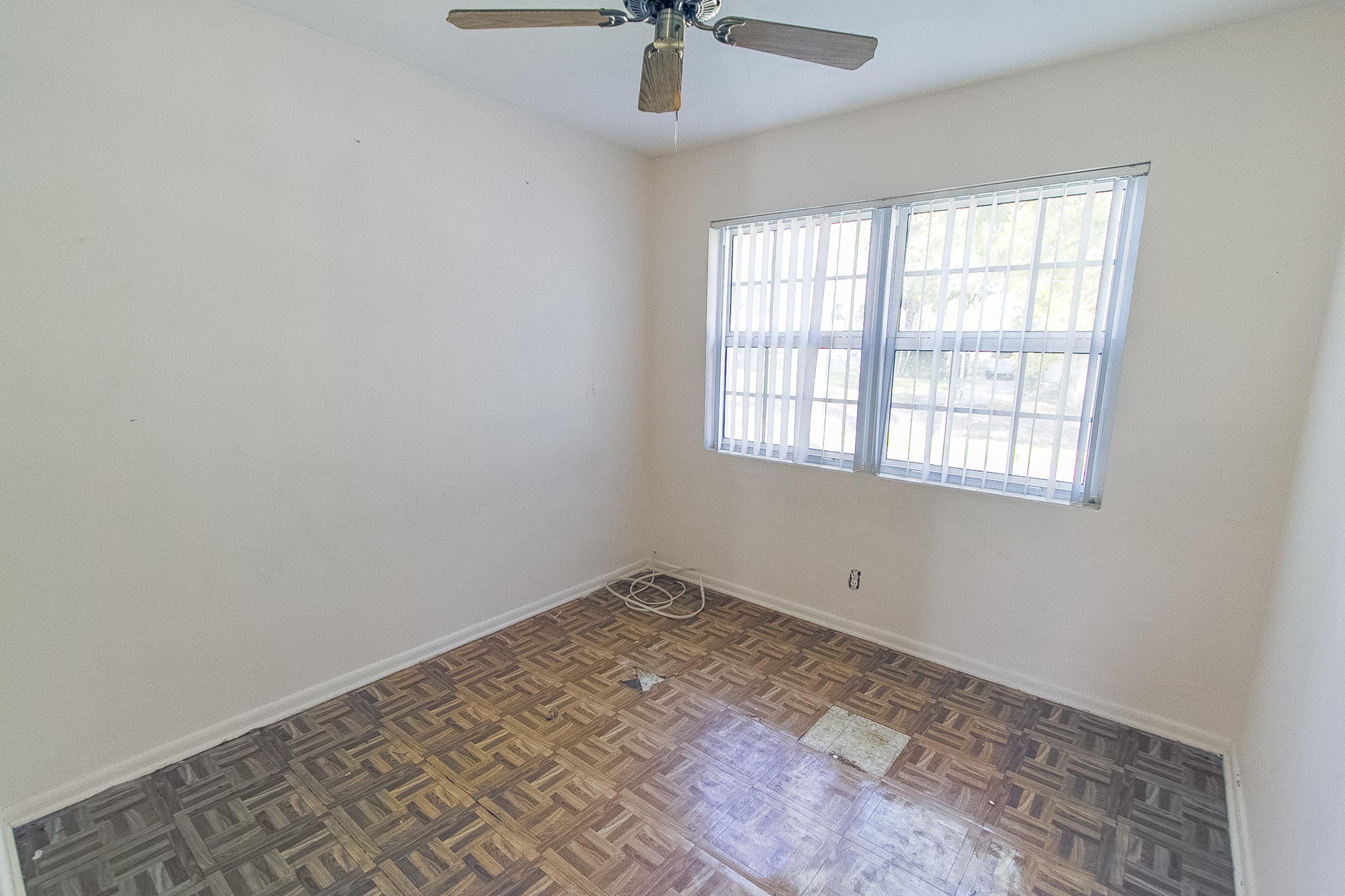 LAKE OSBORNE HEIGHTS - Residential