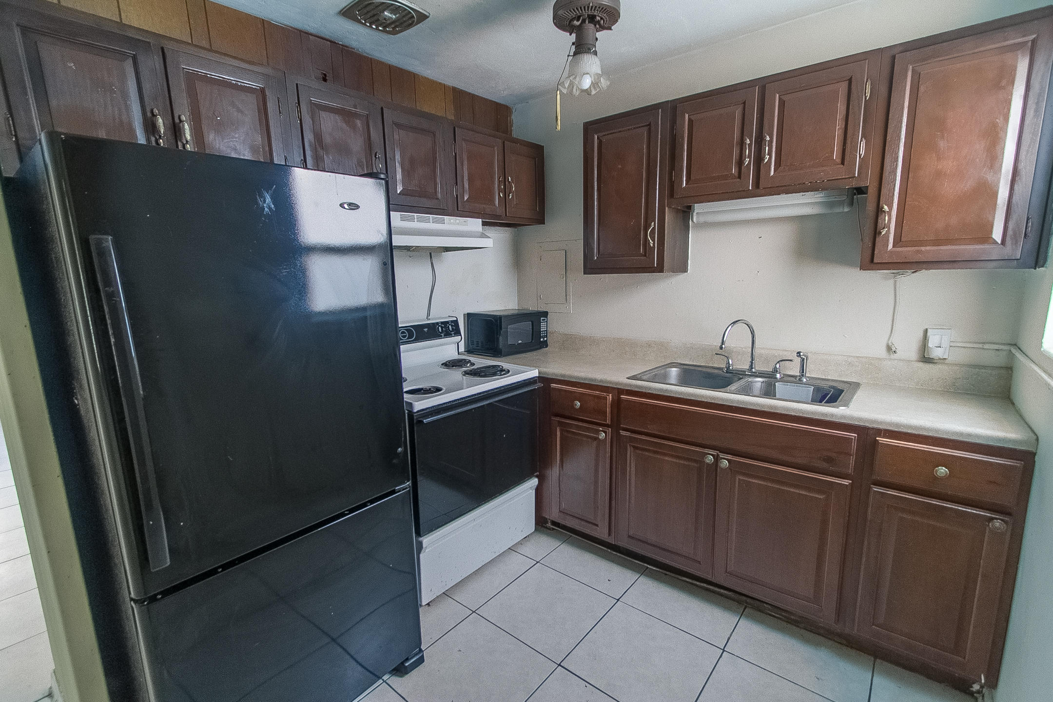 LAKE OSBORNE HEIGHTS - Residential