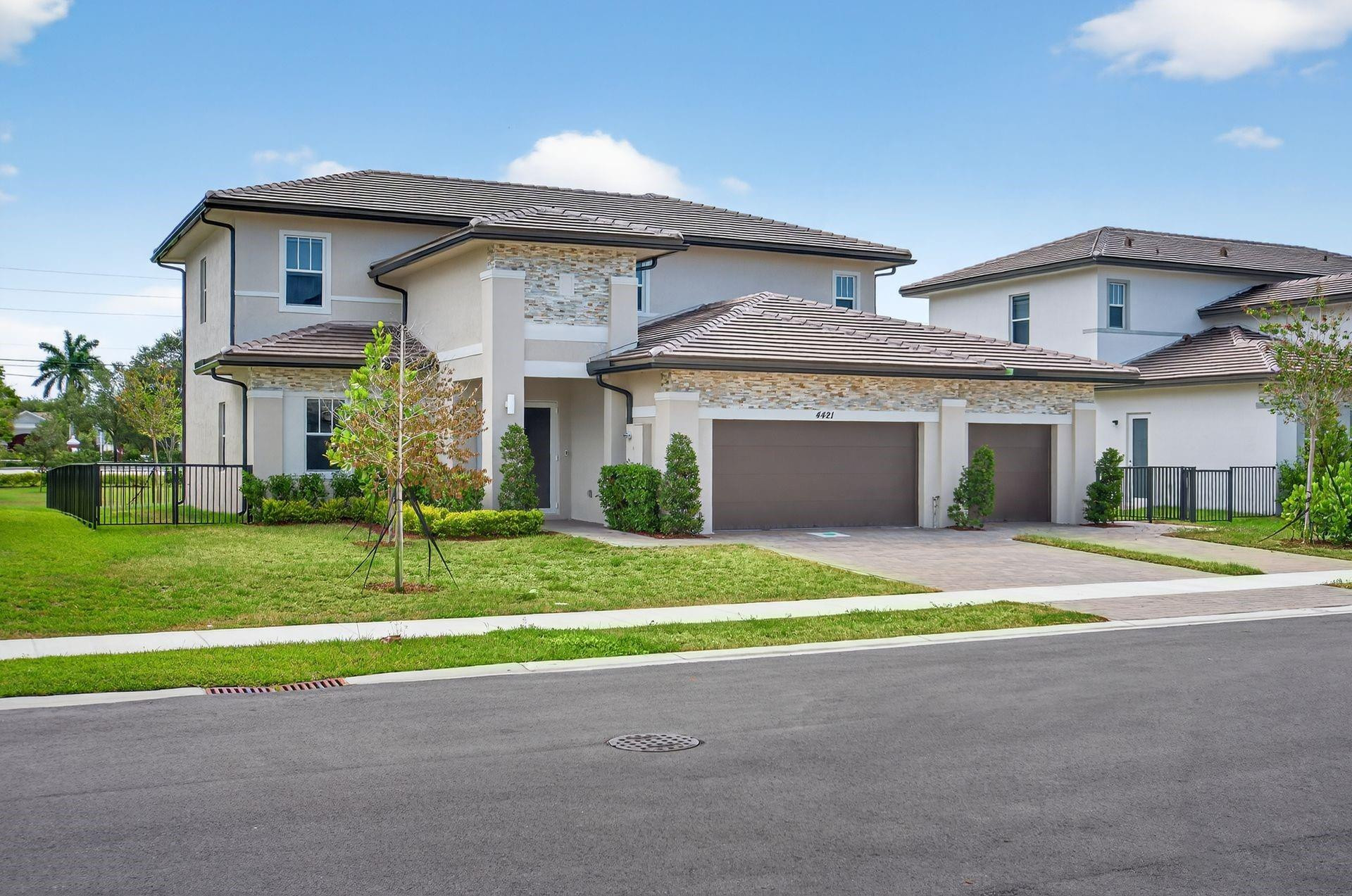 Crescent Ridge DAVIE - Residential
