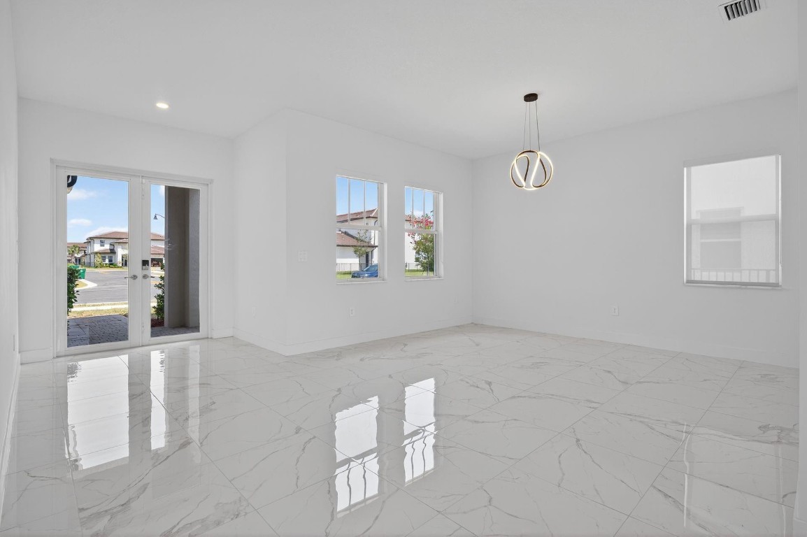 Crescent Ridge DAVIE - Residential