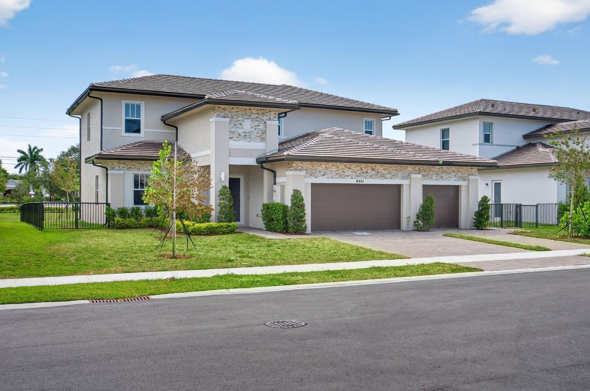 Crescent Ridge DAVIE - Residential