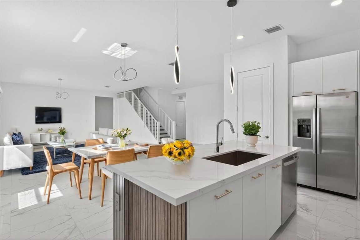 Crescent Ridge DAVIE - Residential