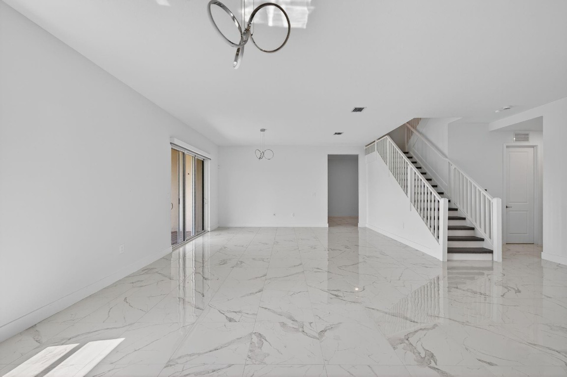 Crescent Ridge DAVIE - Residential