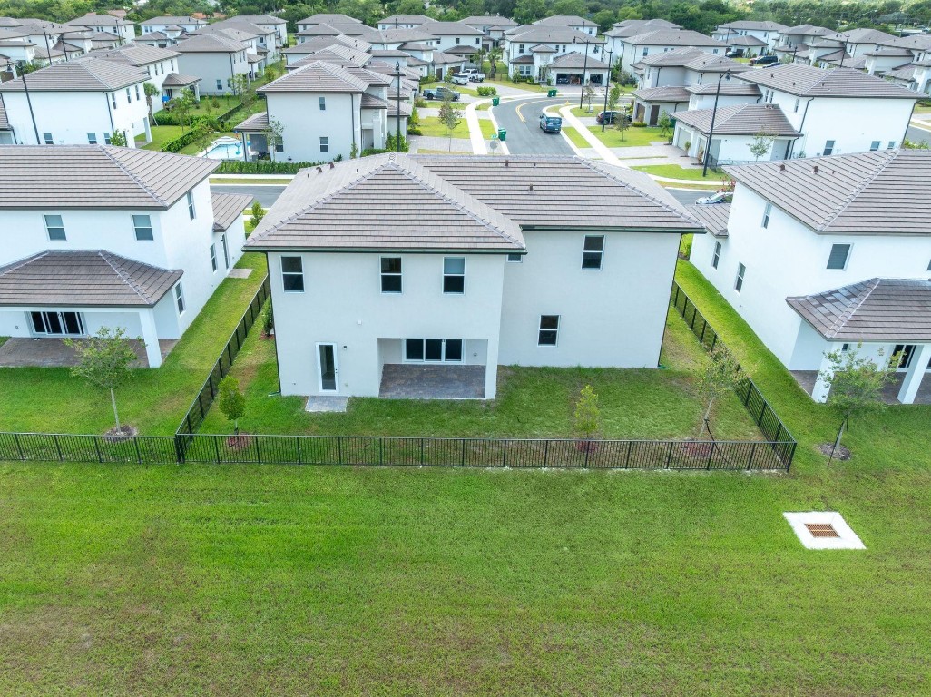 Crescent Ridge DAVIE - Residential