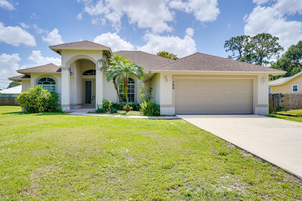 Photo of 766 SW Duxbury Avenue, Port Saint Lucie, FL 34983 (MLS # R11098814)