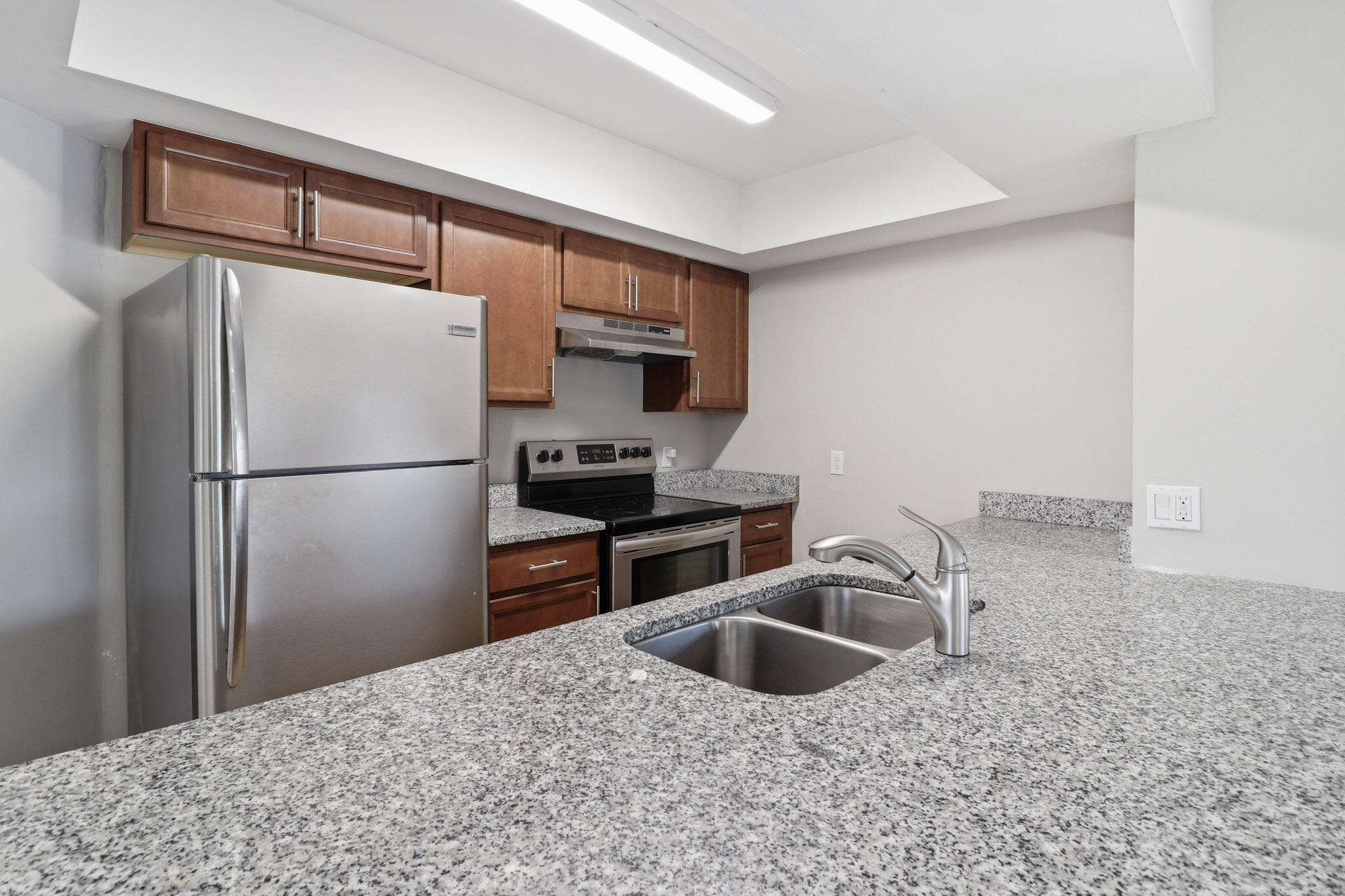 METES AND BOUNDS - Residential Lease