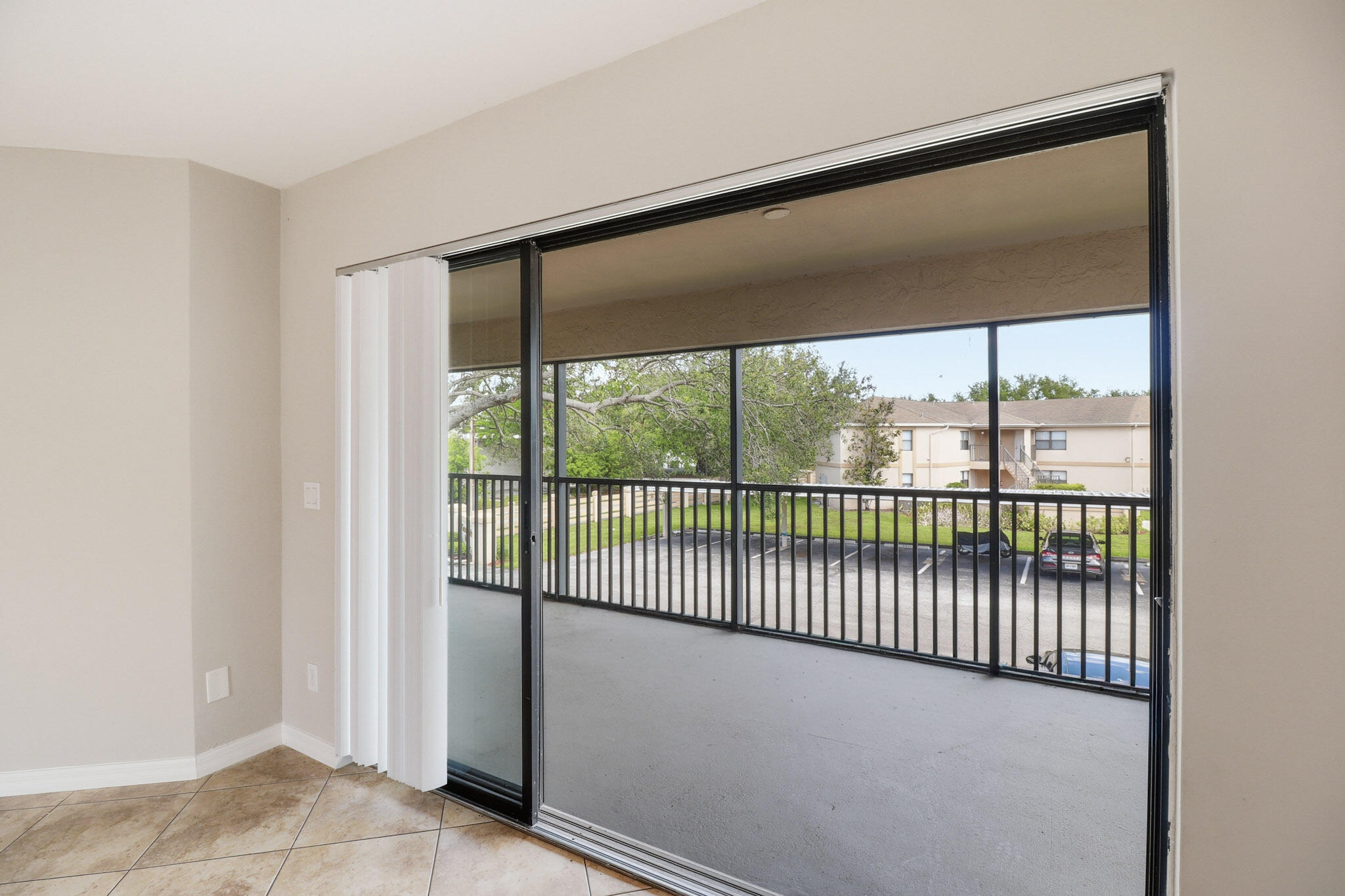 METES AND BOUNDS - Residential Lease
