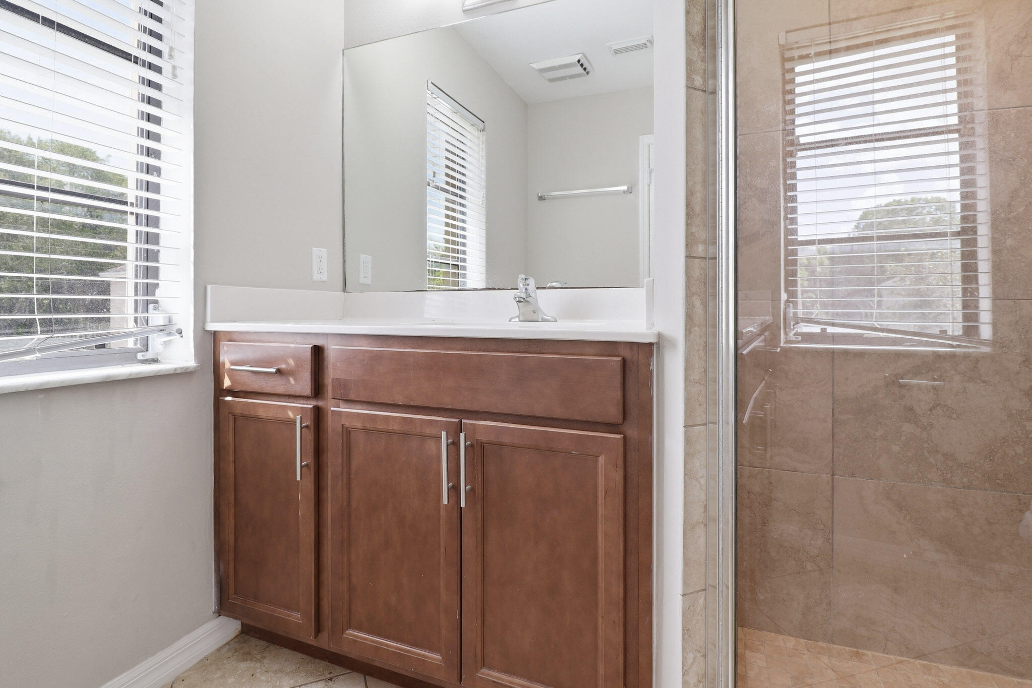 METES AND BOUNDS - Residential Lease
