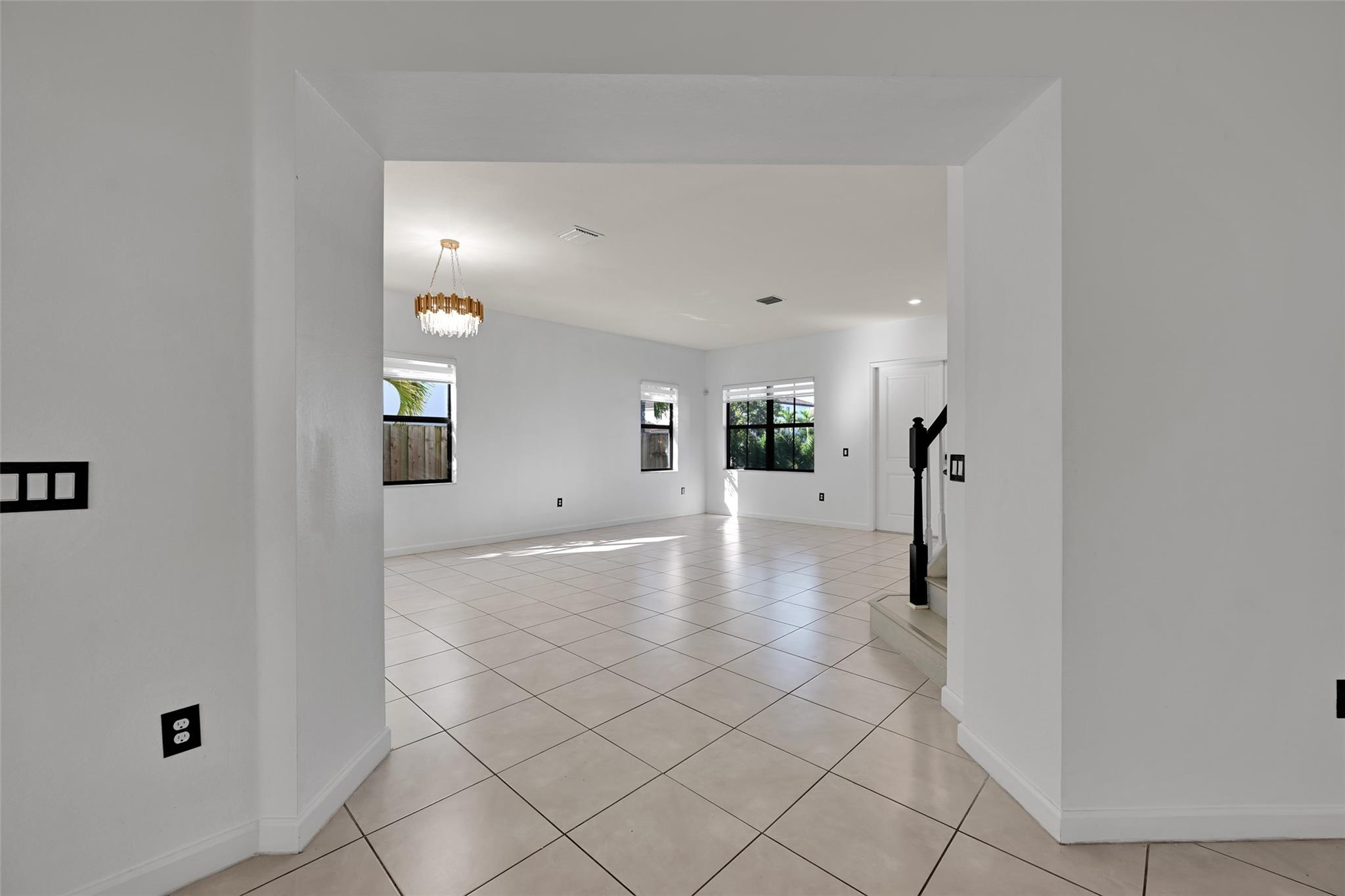 COCO PALM ESTATES - Residential