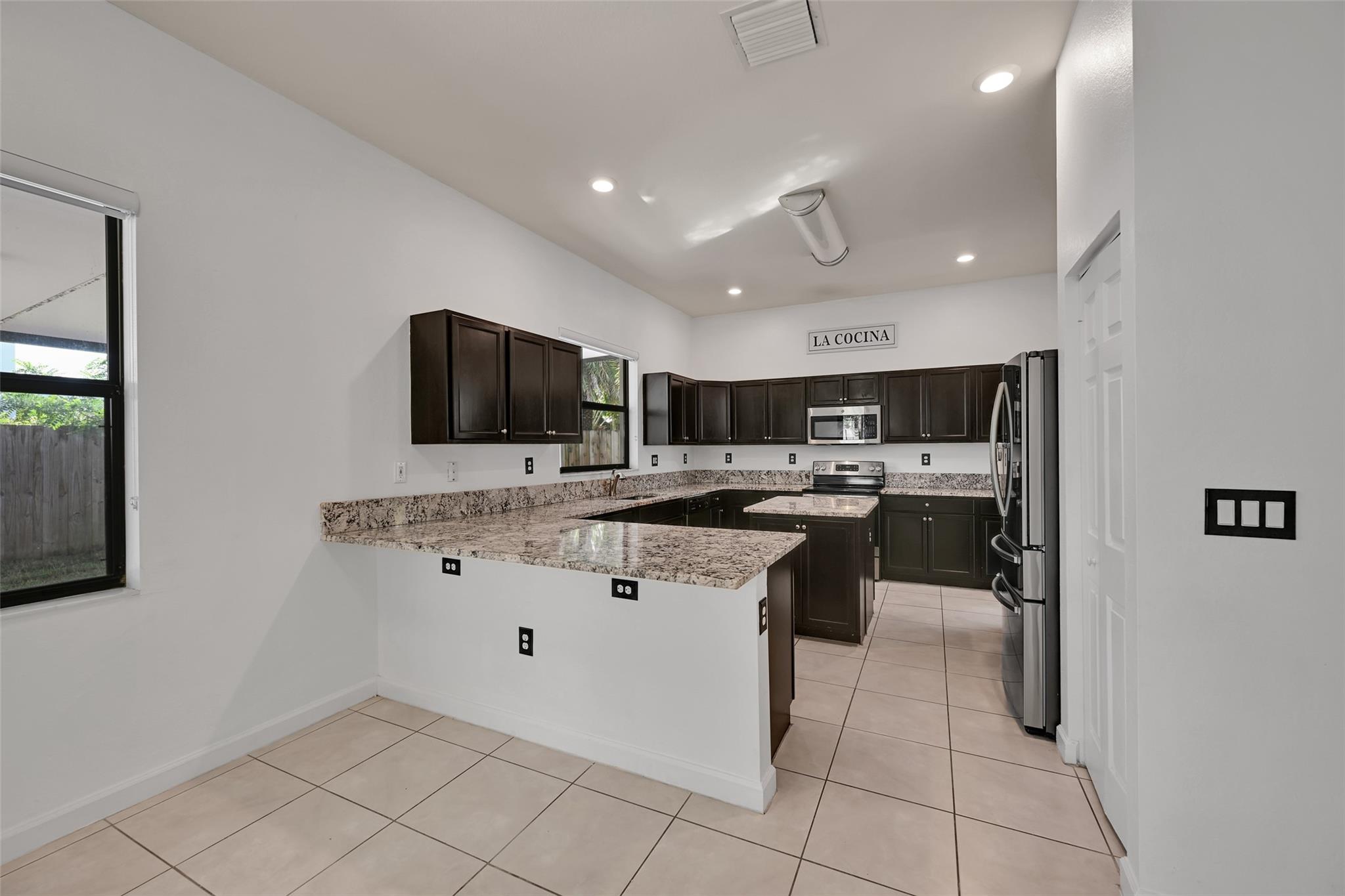 COCO PALM ESTATES - Residential