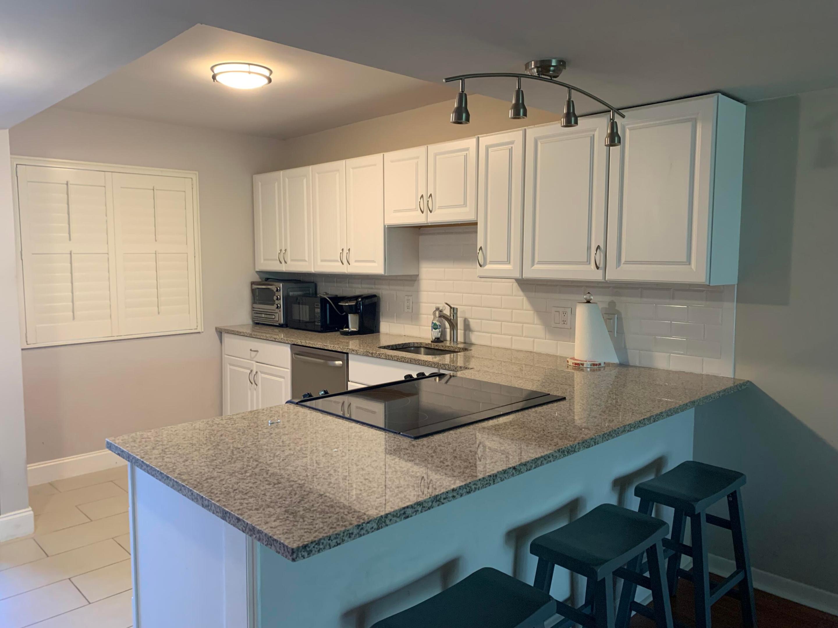 FOUNTAINS OF PALM BEACH CONDO 7 - Residential Lease