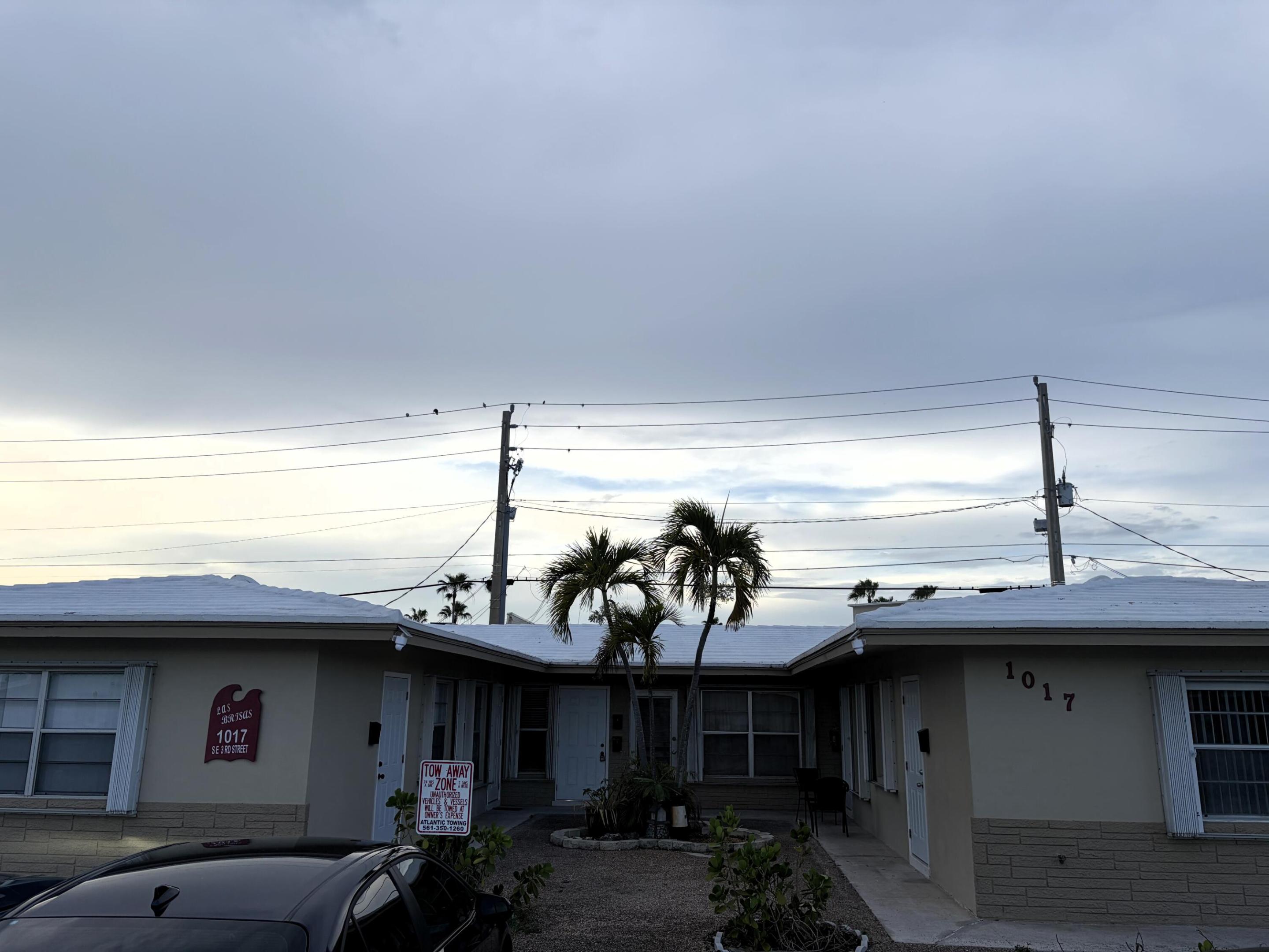 DEERFIELD COLONY COURT - Residential Lease