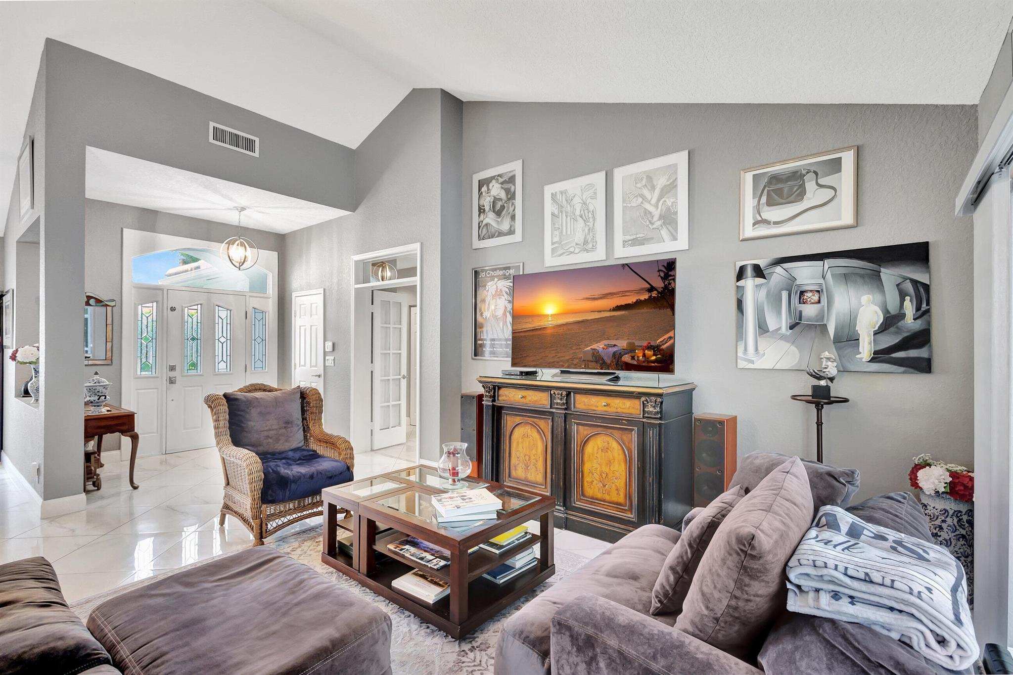 GARDENS HUNT CLUB - Residential