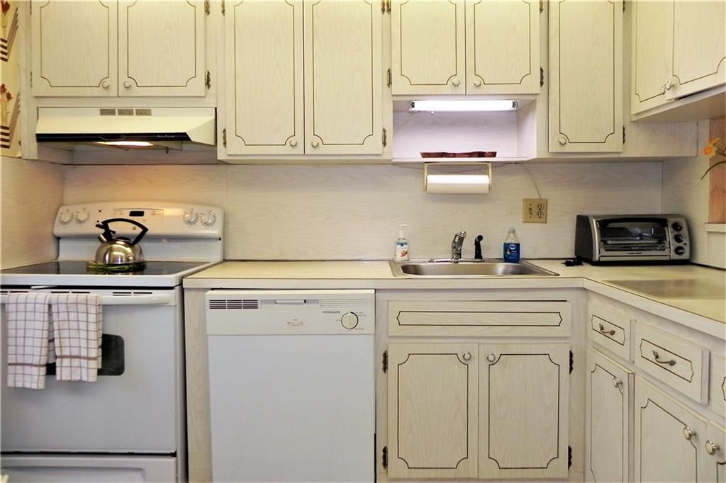 Photo of 4700 Washington St #104, Hollywood, FL 33021 (MLS # F10315563)