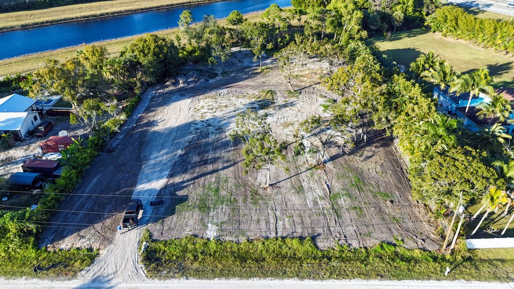 Photo of 0 169th Place N, Palm Beach Gardens, FL 33418 (MLS # B26017656)