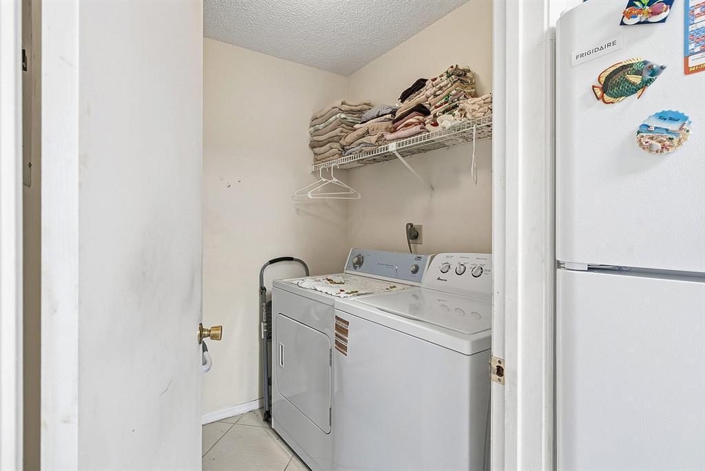 BOYNTON LANDINGS CONDO - Residential Lease