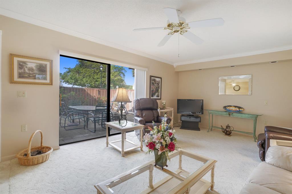 VILLAGE OF SANDALWOOD LAKES SOUTH - Residential