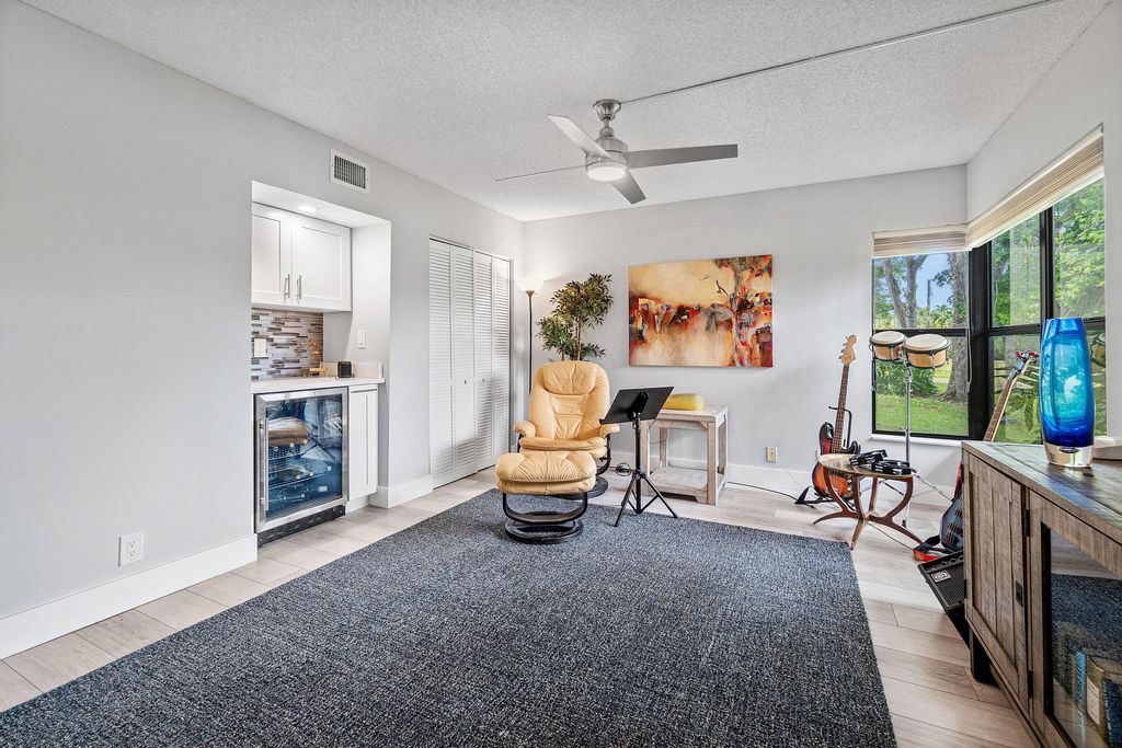 Photo of 5121 Oakhill Lane #411, Delray Beach, FL 33484 (MLS # B26010894)