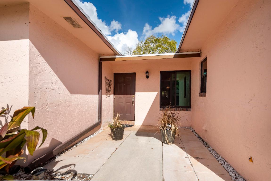 14632 Bonaire Boulevard