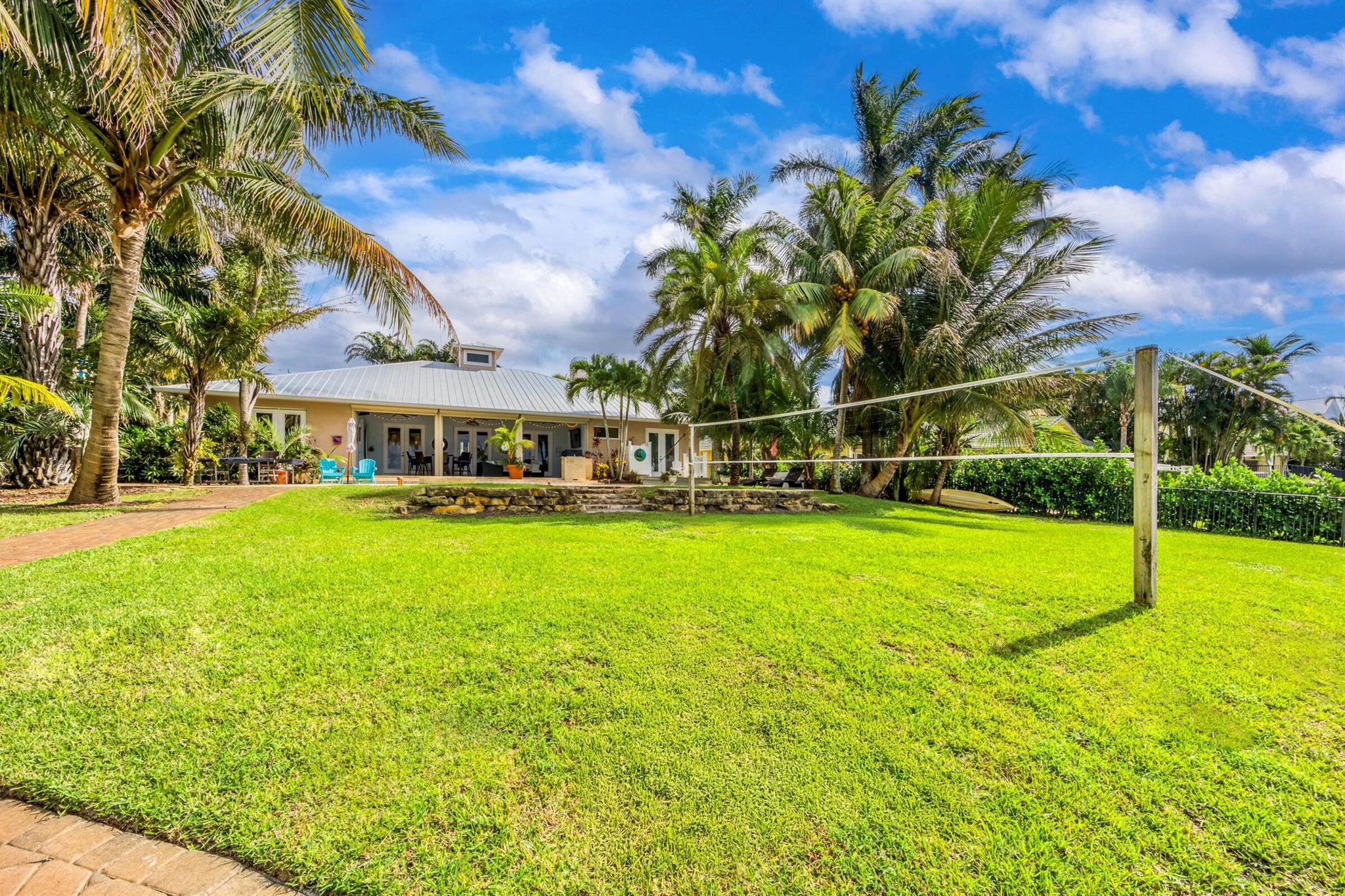 BEAU RIVAGE - Residential