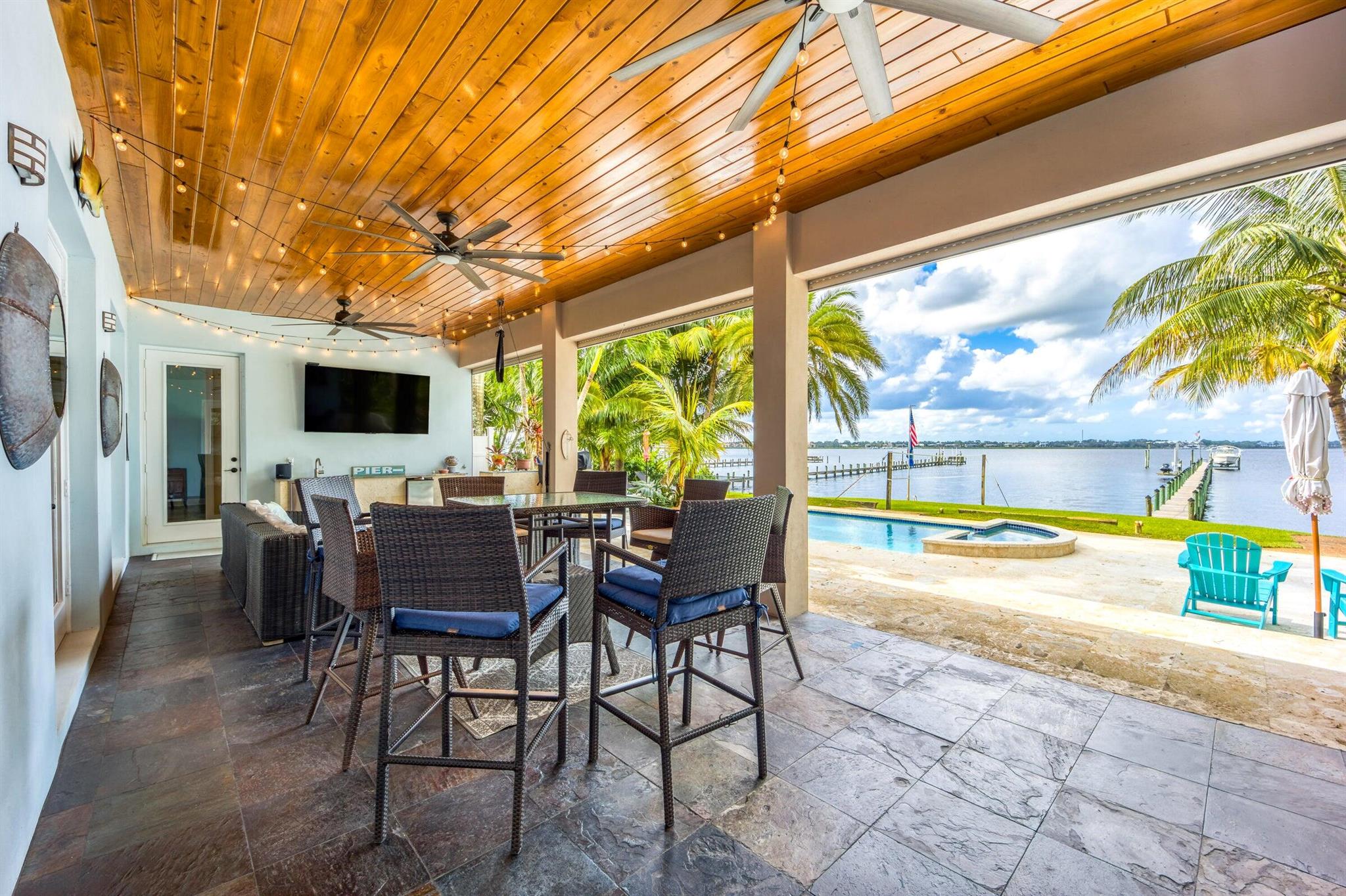 BEAU RIVAGE - Residential