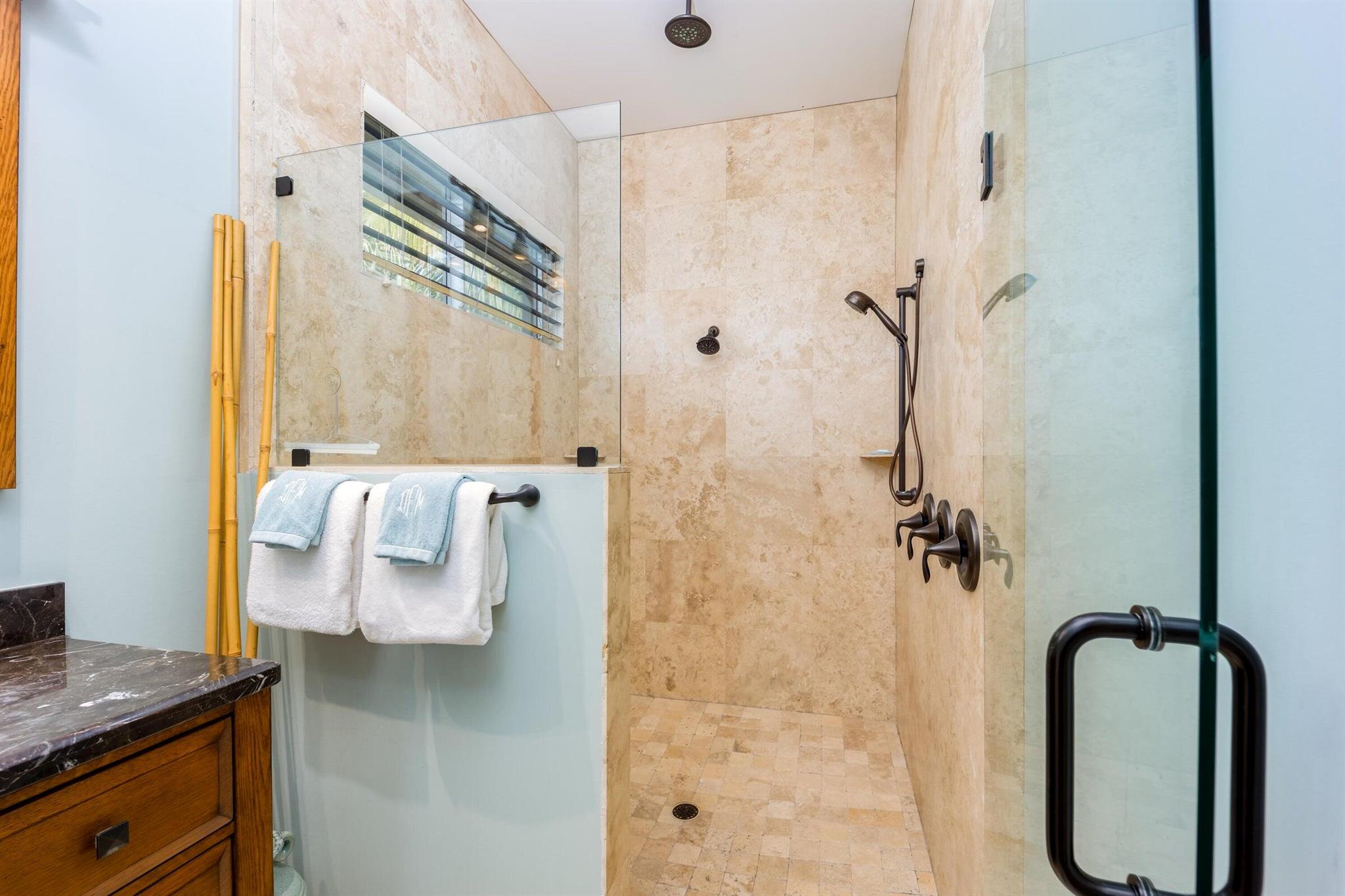 BEAU RIVAGE - Residential