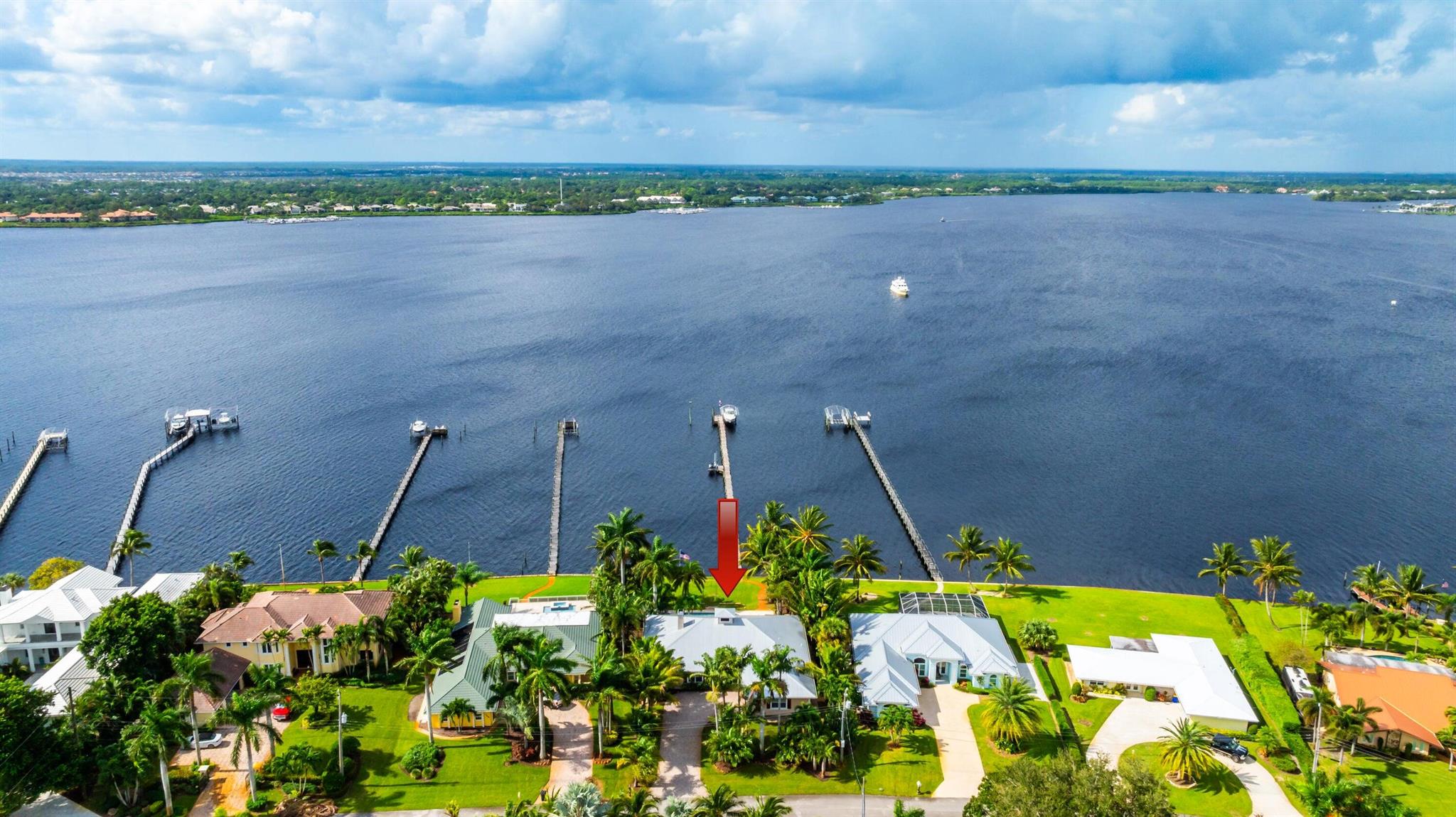 BEAU RIVAGE - Residential