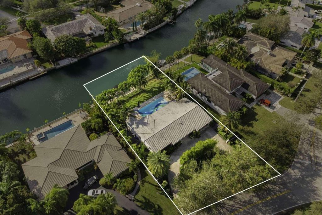 Photo of 4950 Riviera Drive, Coral Gables, FL 33146 (MLS # F10549188)