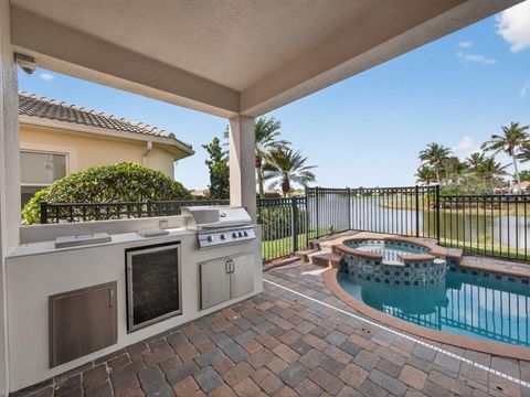 Tiny photo for 12054 Aviles Circle, Palm Beach Gardens, FL 33418 (MLS # B26014496)