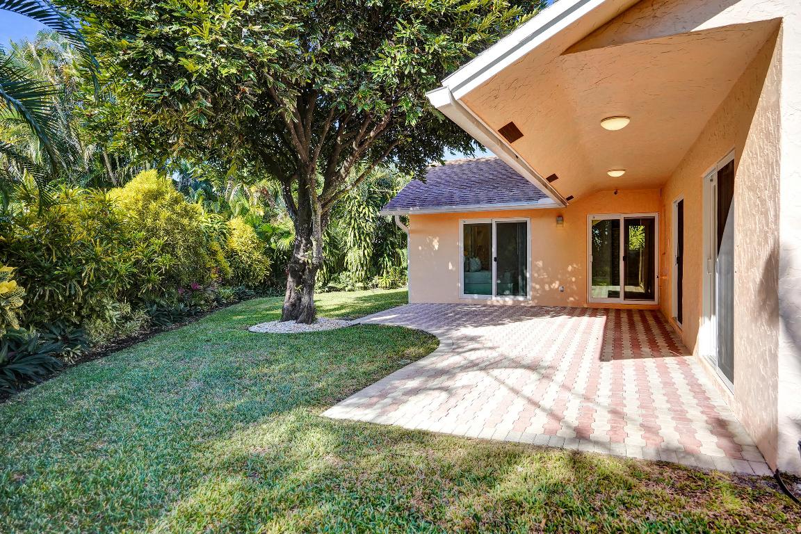 TROPIC PALMS 2 - Residential