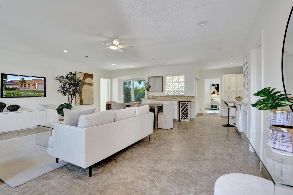 Photo of 1286 Audubon Boulevard, Delray Beach, FL 33444 (MLS # R11152053)