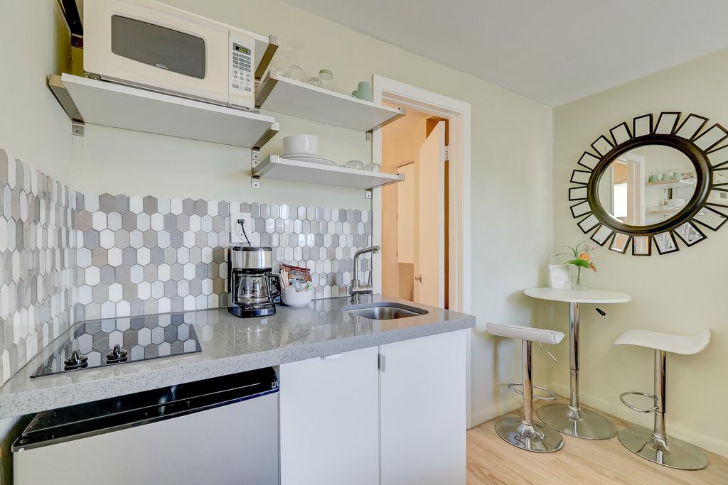 Photo of 1100 NE 18th Court #1-8, Fort Lauderdale, FL 33305 (MLS # B26021365)