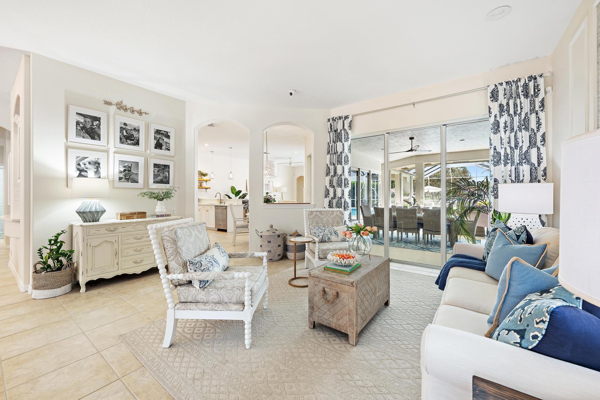 6768 Cypress Cove Circle