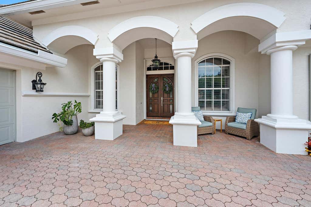 Photo of 6768 Cypress Cove Circle, Jupiter, FL 33458 (MLS # B26061378)