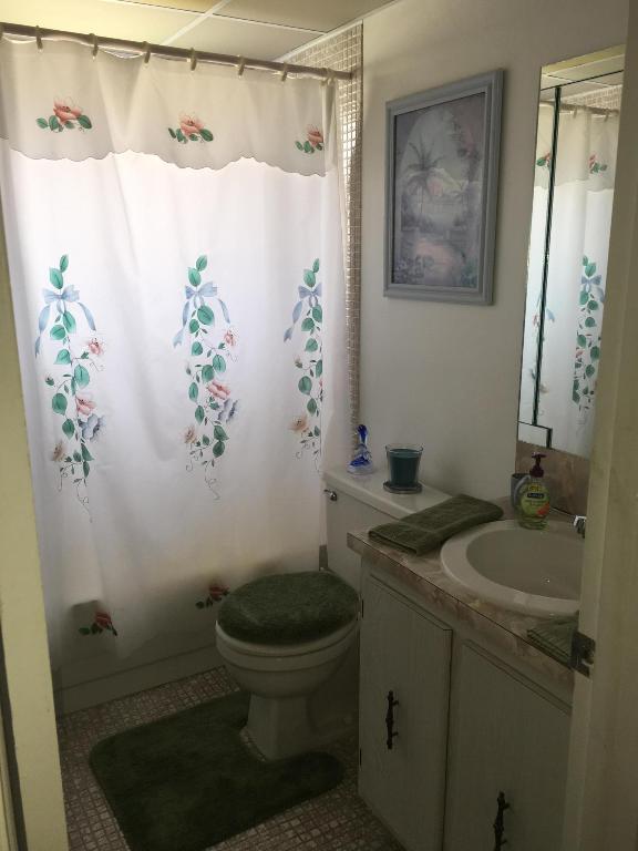 KINGS POINT NORMANDY CONDOS - Residential Lease