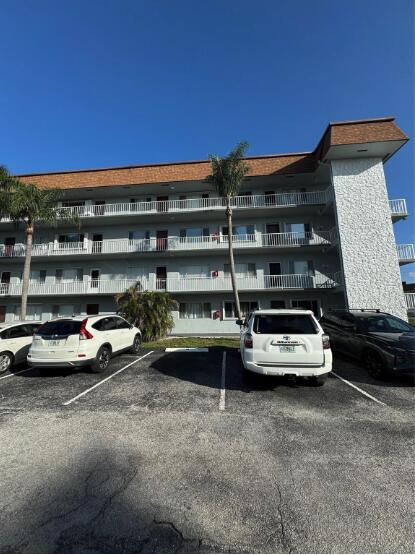 MARINER IV CONDO - Residential