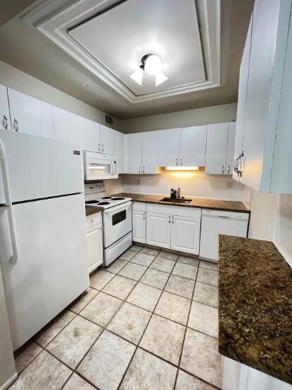 MARINER IV CONDO - Residential