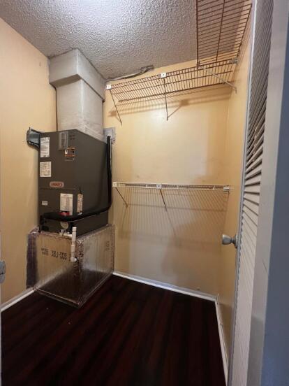 MARINER IV CONDO - Residential