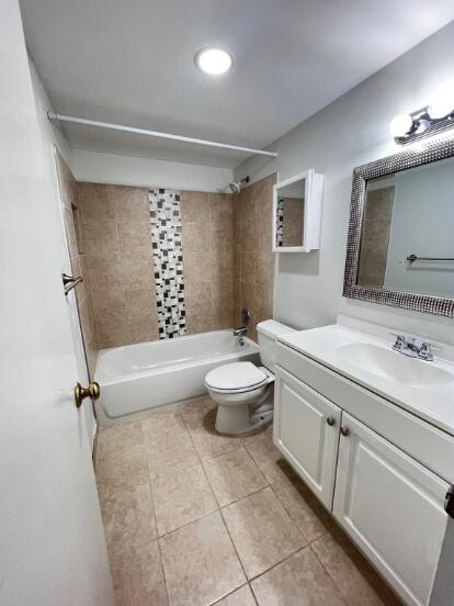 MARINER IV CONDO - Residential