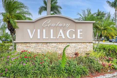 Condominium in West Palm Beach FL 73 Canterbury 25.jpg