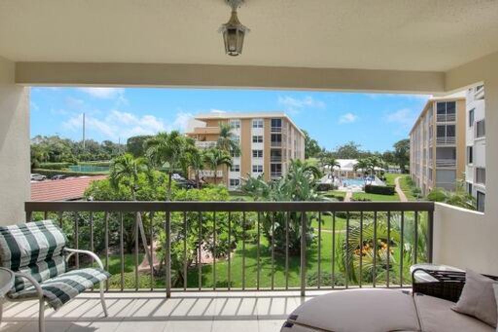 Photo of 300 Golfview Road #304, North Palm Beach, FL 33408 (MLS # R10879923)