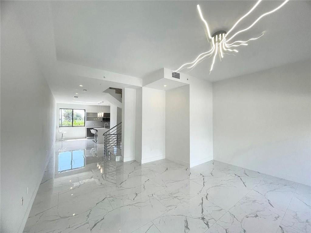 Photo of 113 SE 1st Circle, Pompano Beach, FL 33060 (MLS # B26022175)
