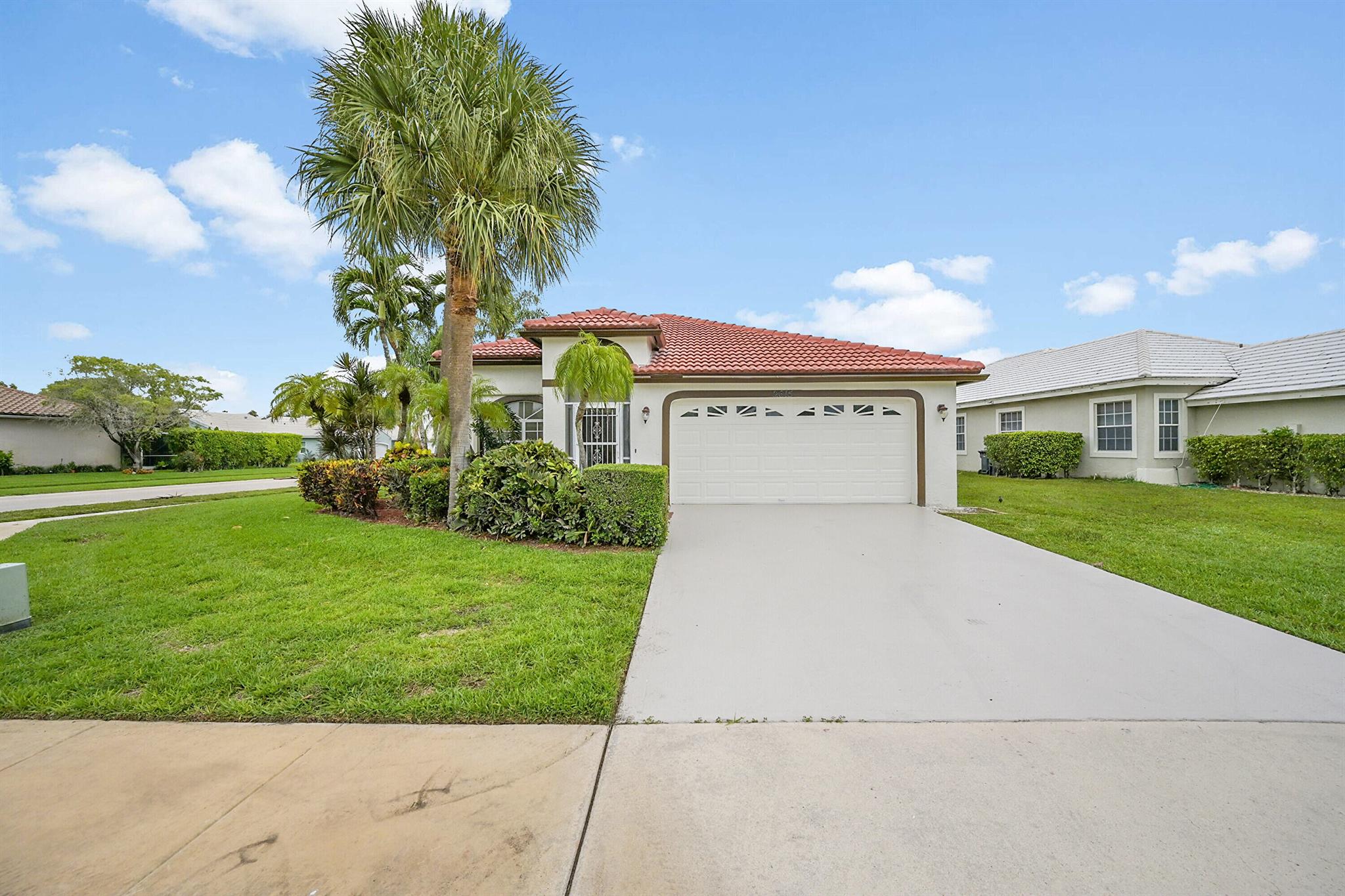 2615 Country Golf Drive