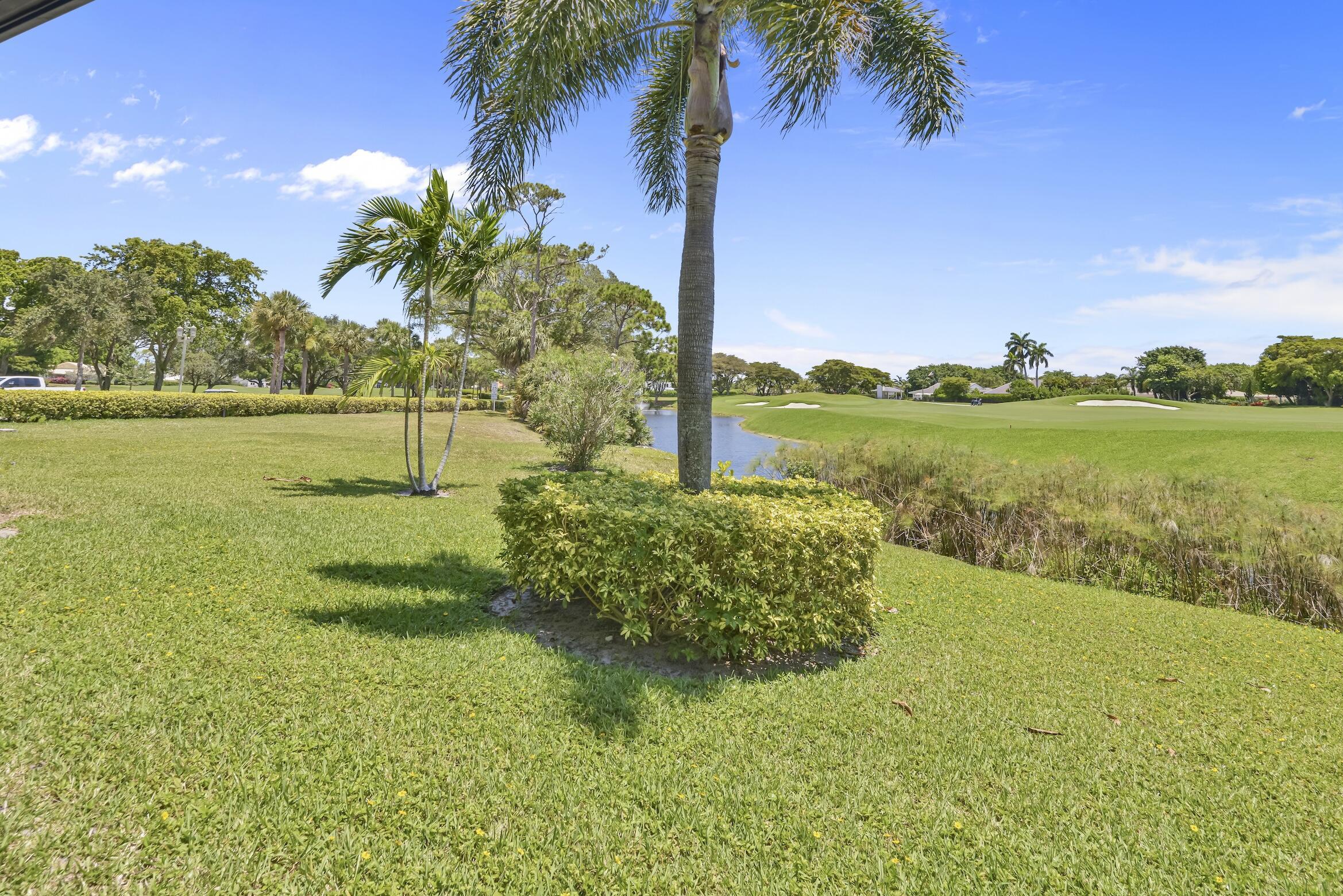 SEAGATE CC, GREENSWARD VILLAGE CONDO - Residential