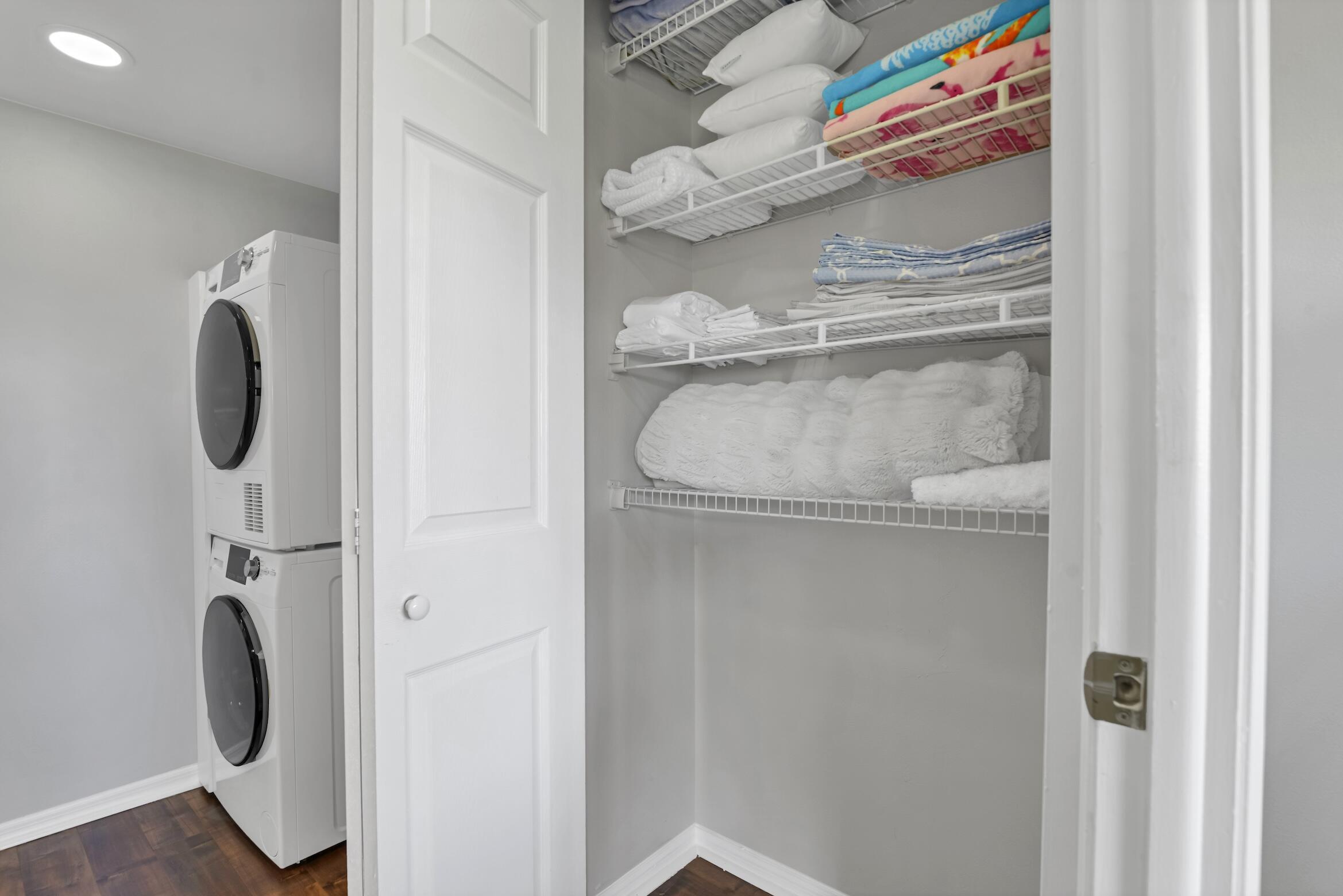SEAGATE CC, GREENSWARD VILLAGE CONDO - Residential