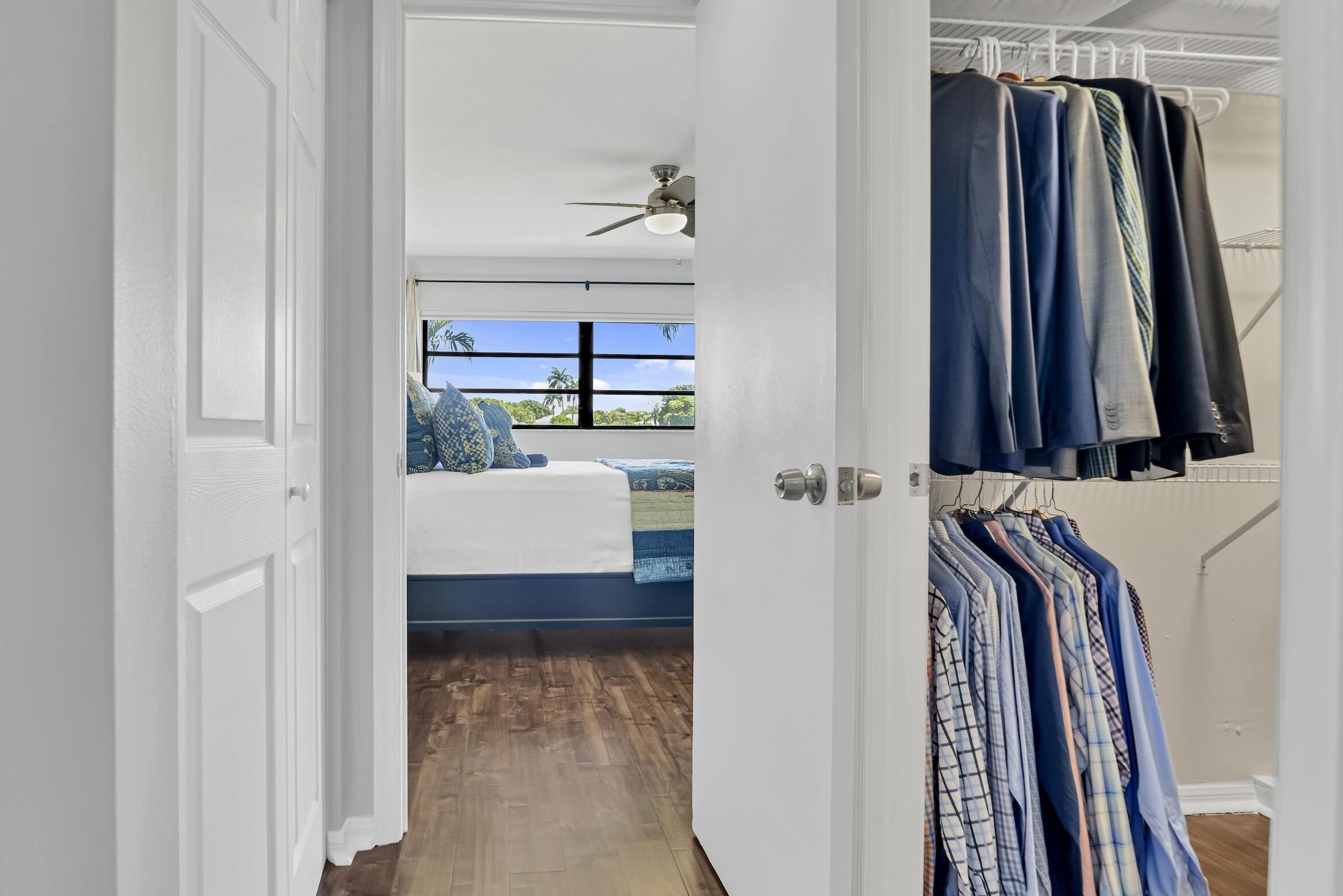 SEAGATE CC, GREENSWARD VILLAGE CONDO - Residential