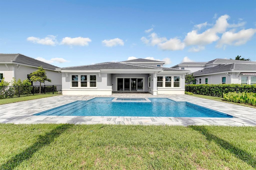 Photo of 9374 Crestview Circle, Palm Beach Gardens, FL 33412 (MLS # R10905674)