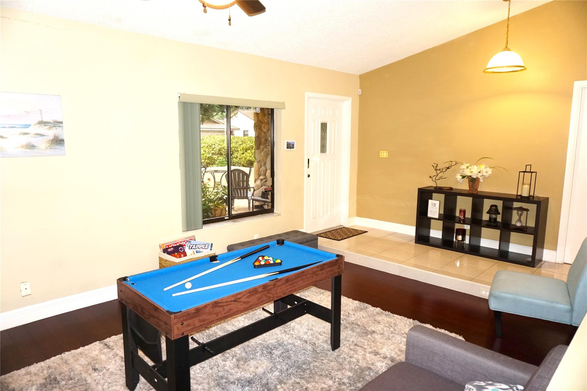 PINE RIDGE - Residential