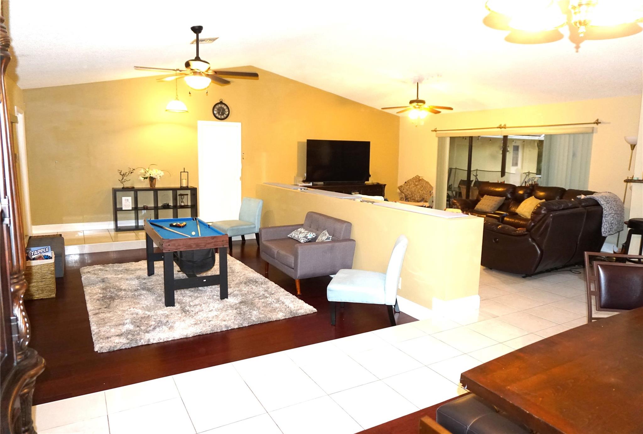 PINE RIDGE - Residential
